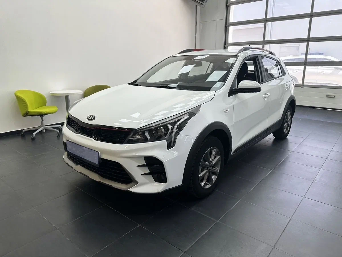 KIA Rio X с автосалона по цене от 1 575 000 рублей
