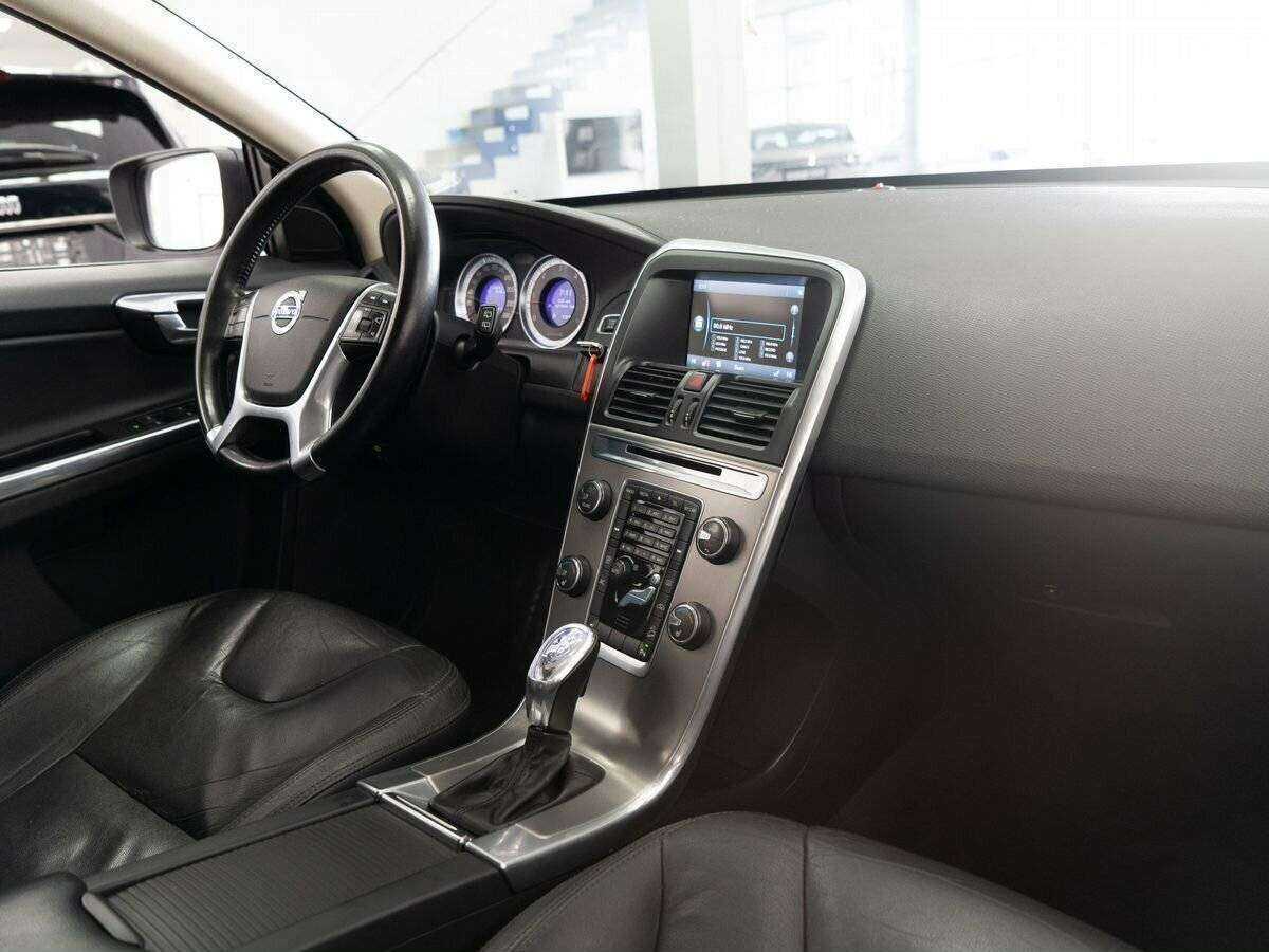 Вольво ИксЦ60 б/у, 2012, Автоматическая. Фото: #16