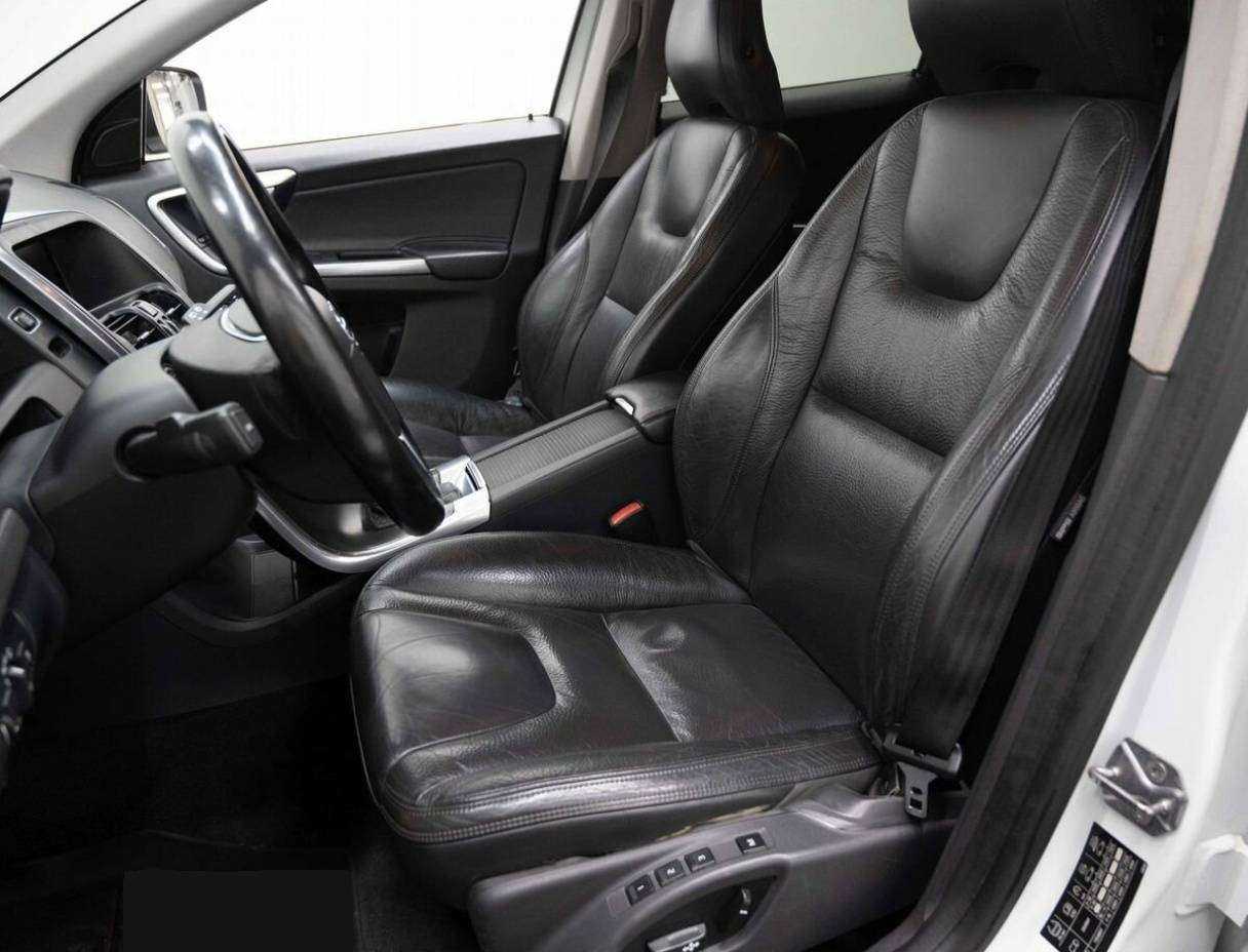 Вольво ИксЦ60 б/у, 2013, Автоматическая. Фото: #7