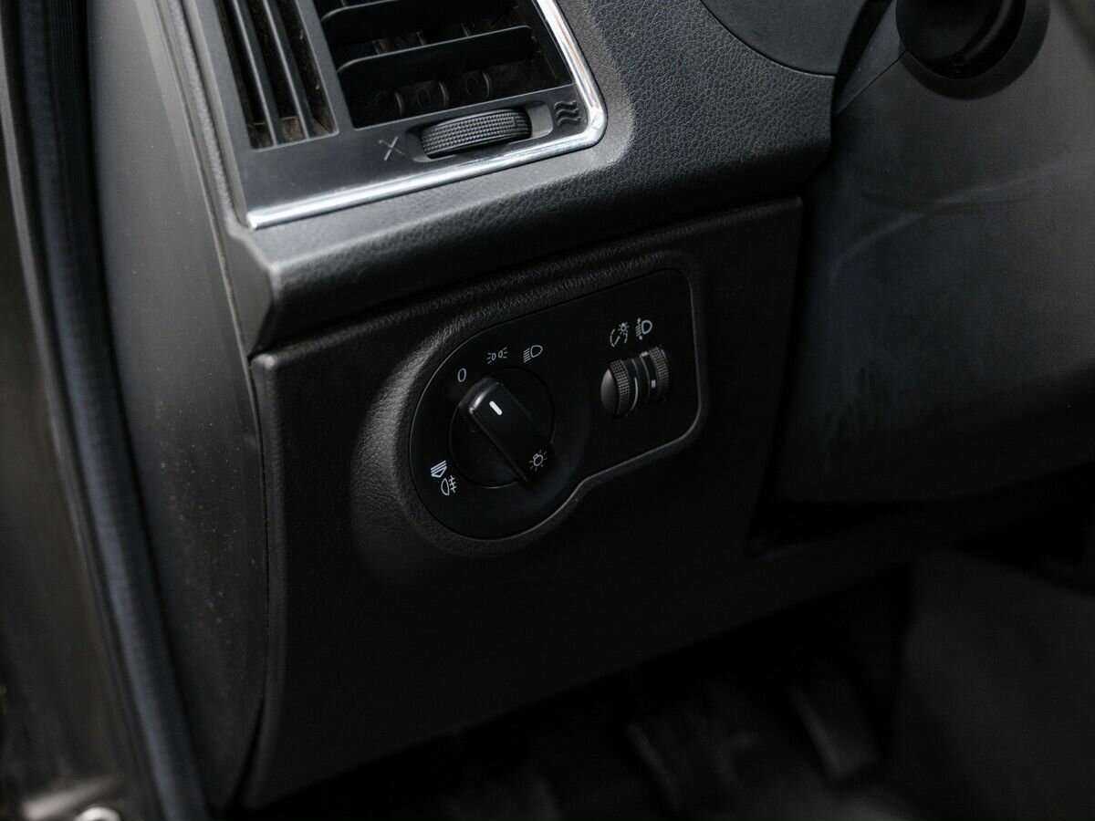 УАЗ Патриот б/у, 2017, Механическая. Фото: #16