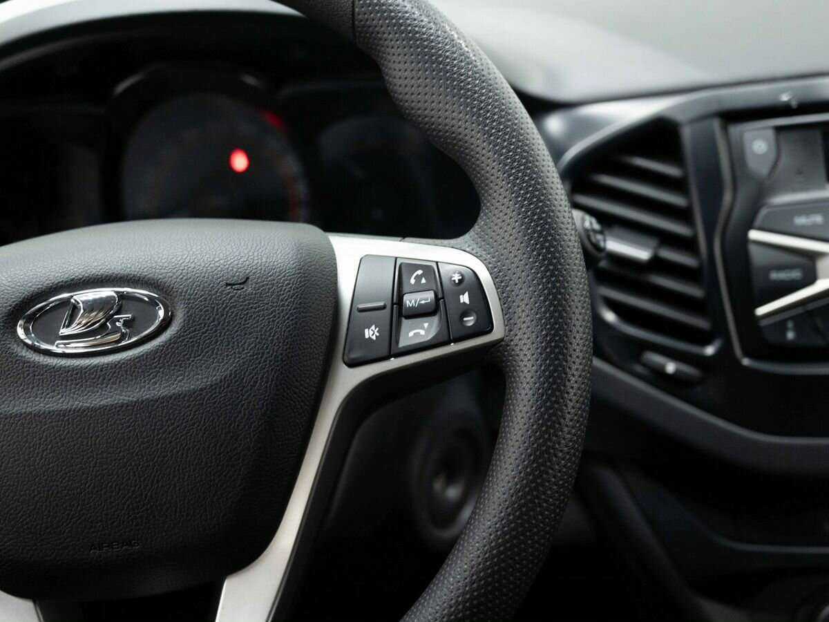 Лада (ВАЗ) Веста б/у, 2020, Механическая. Фото: #15