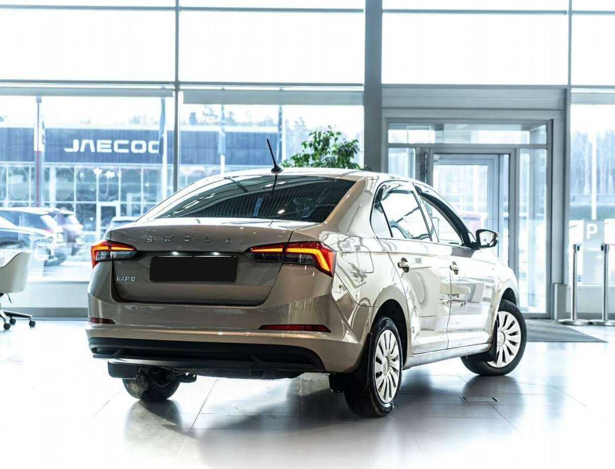 Шкода Рапид б/у, 2021, Механическая. Фото: #2