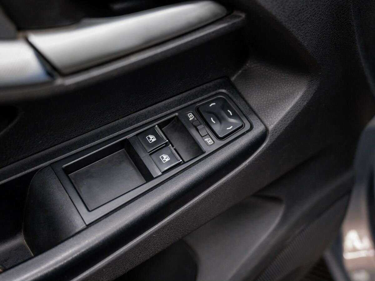 Лада (ВАЗ) Веста б/у, 2015, Механическая. Фото: #14