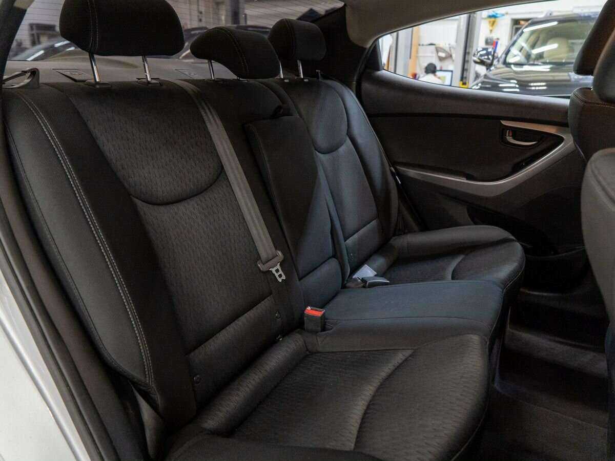 Хендай Елантра б/у, 2012, Автоматическая. Фото: #7