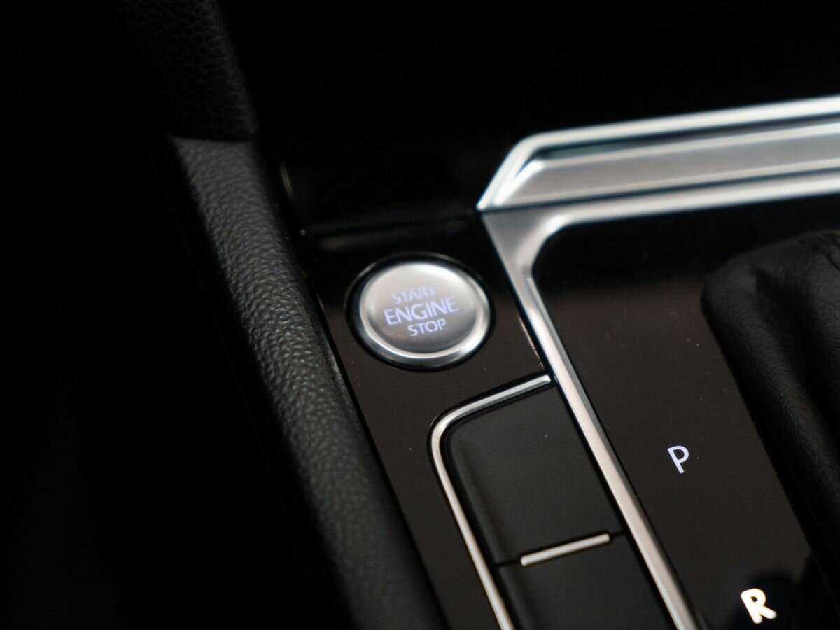 Фольксваген Пассат б/у, 2017, Роботизированная. Фото: #10