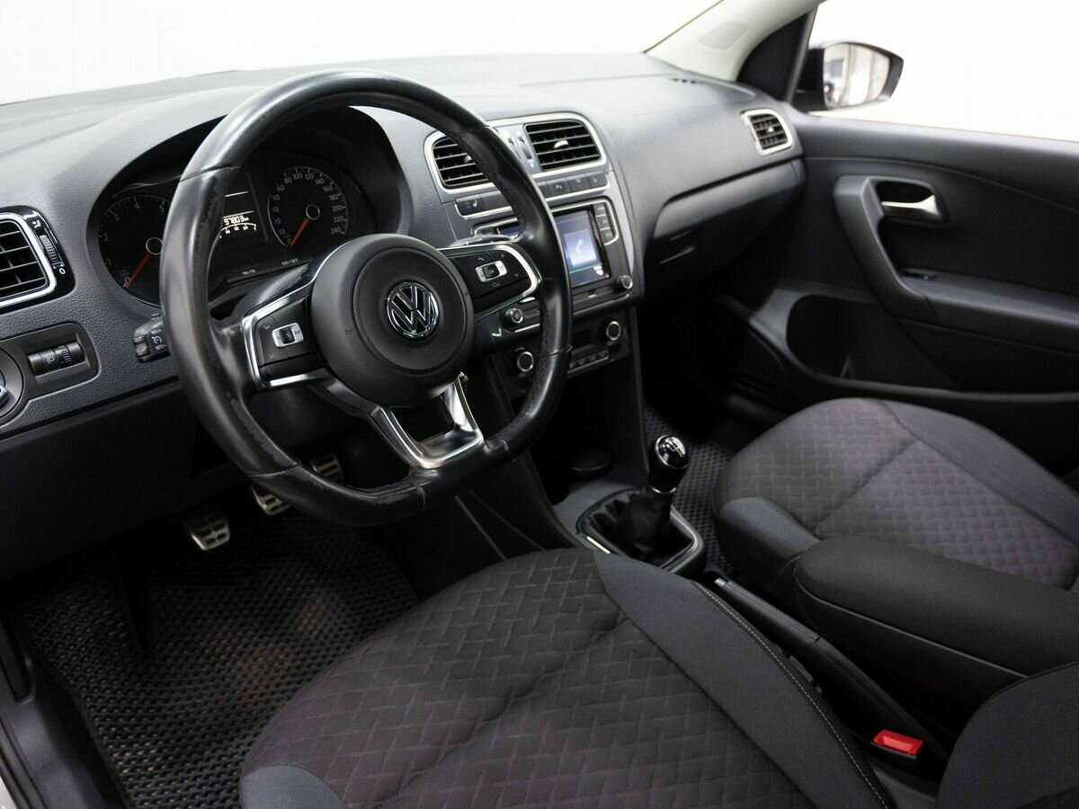 Фольксваген Поло б/у, 2018, Механическая. Фото: #6