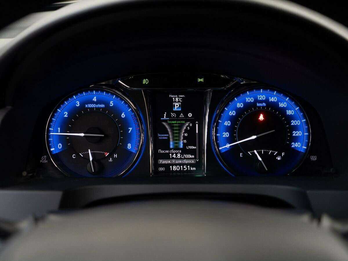 Тойота Камри б/у, 2015, Автоматическая. Фото: #10