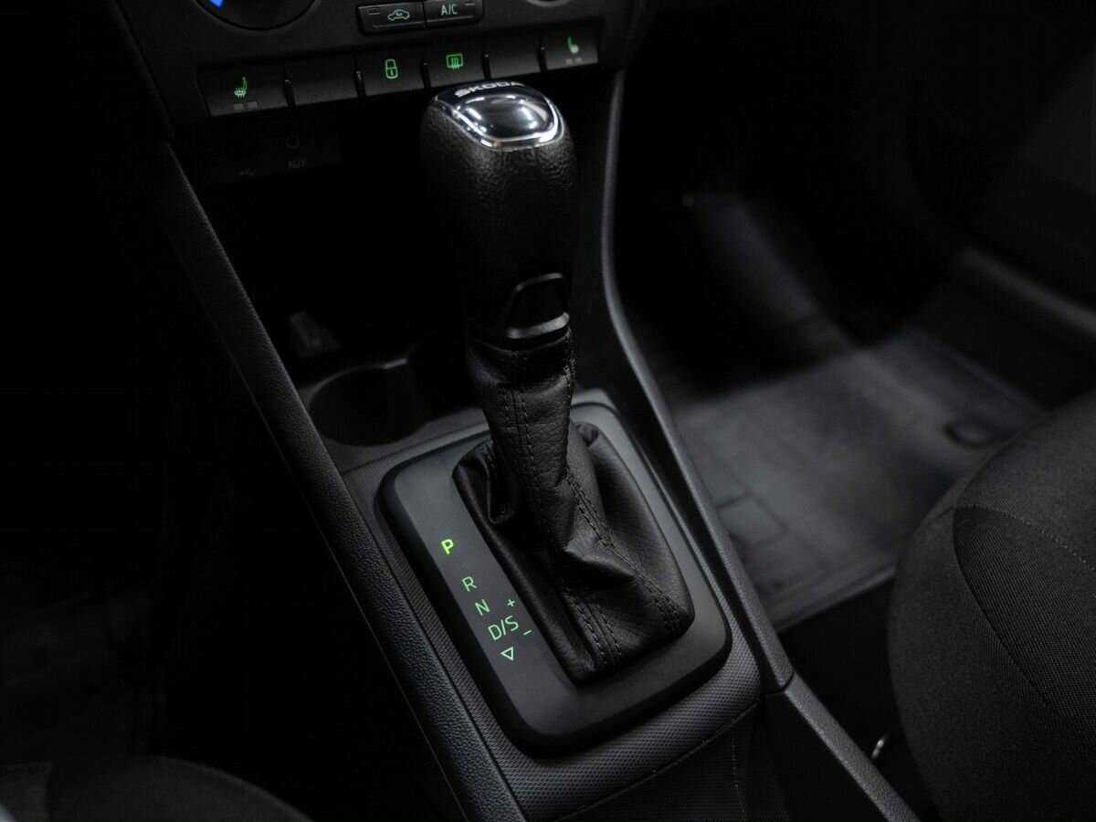 Шкода Рапид б/у, 2017, Автоматическая. Фото: #19