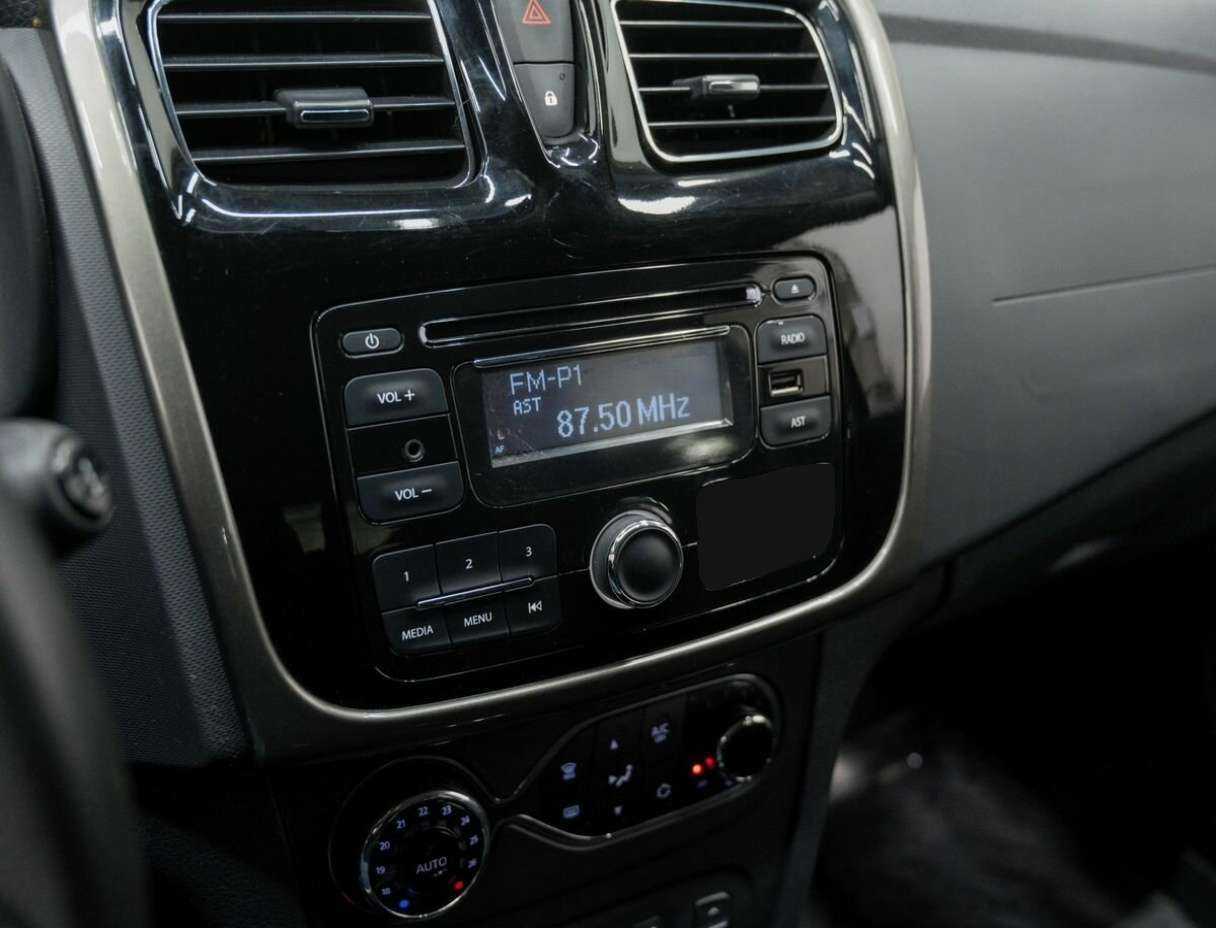 Рено Сандеро б/у, 2015, Роботизированная. Фото: #21