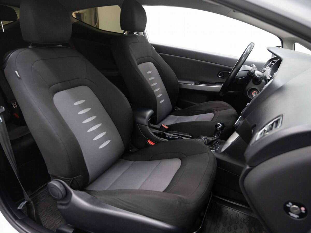 Киа Сид б/у, 2014, Автоматическая. Фото: #10