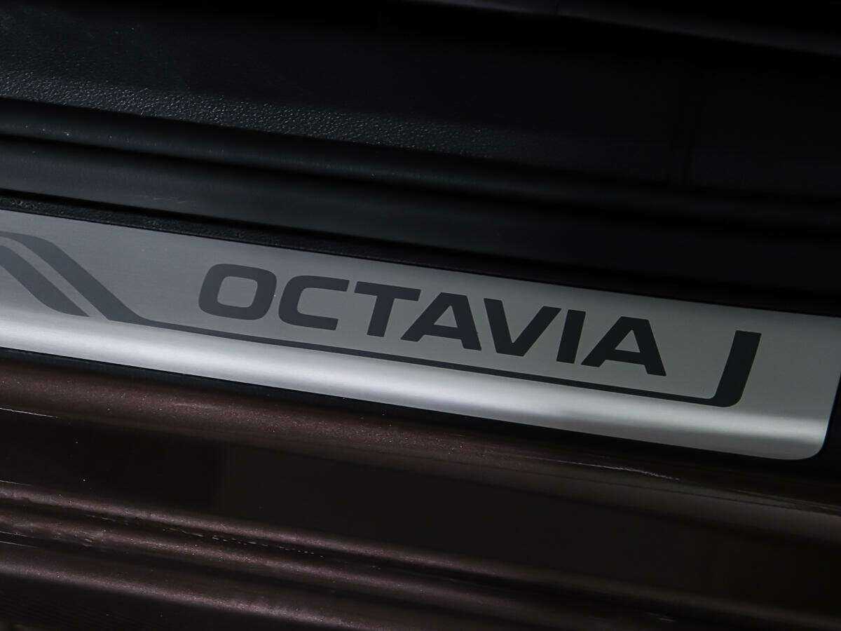 Шкода Октавия б/у, 2018, Роботизированная. Фото: #19