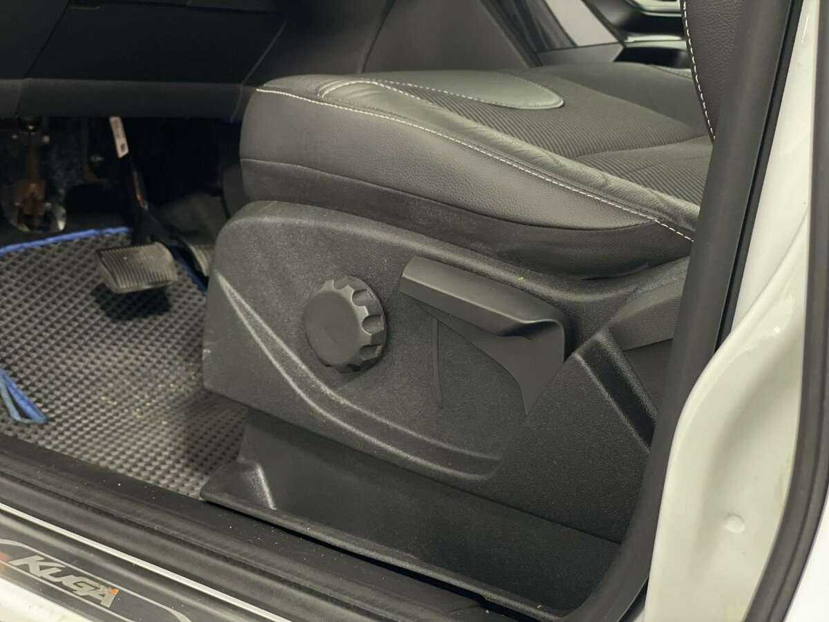 Форд Куга б/у, 2015, Автоматическая. Фото: #8