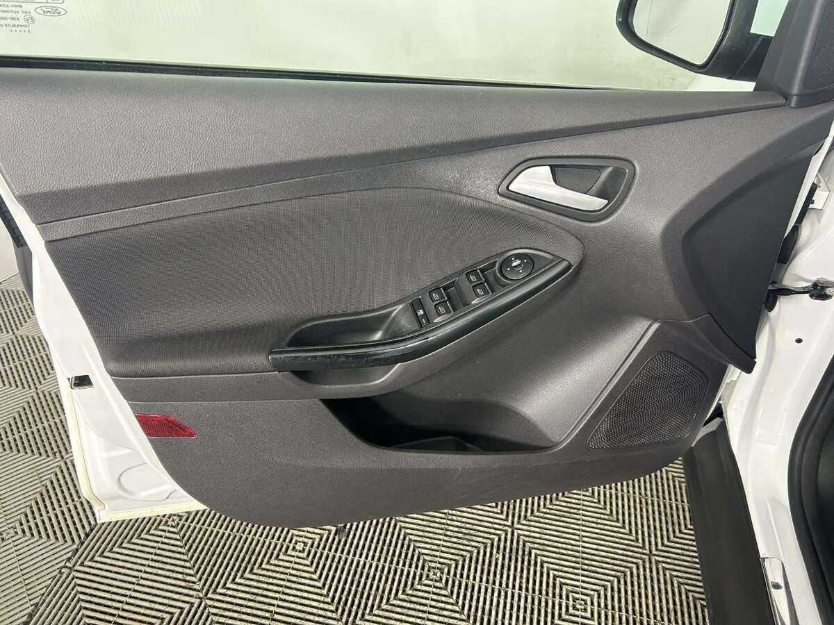 Форд Фокус б/у, 2013, Механическая. Фото: #7