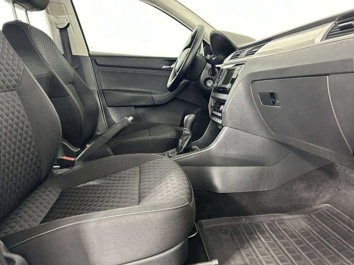 Шкода Рапид б/у, 2016, Механическая. Фото: #13