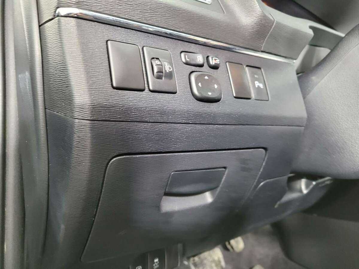 Тойота Авенсис б/у, 2012, Вариатор. Фото: #8