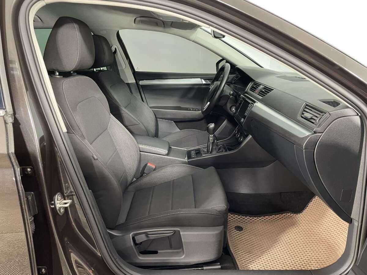 Шкода Суперб б/у, 2016, Механическая. Фото: #12