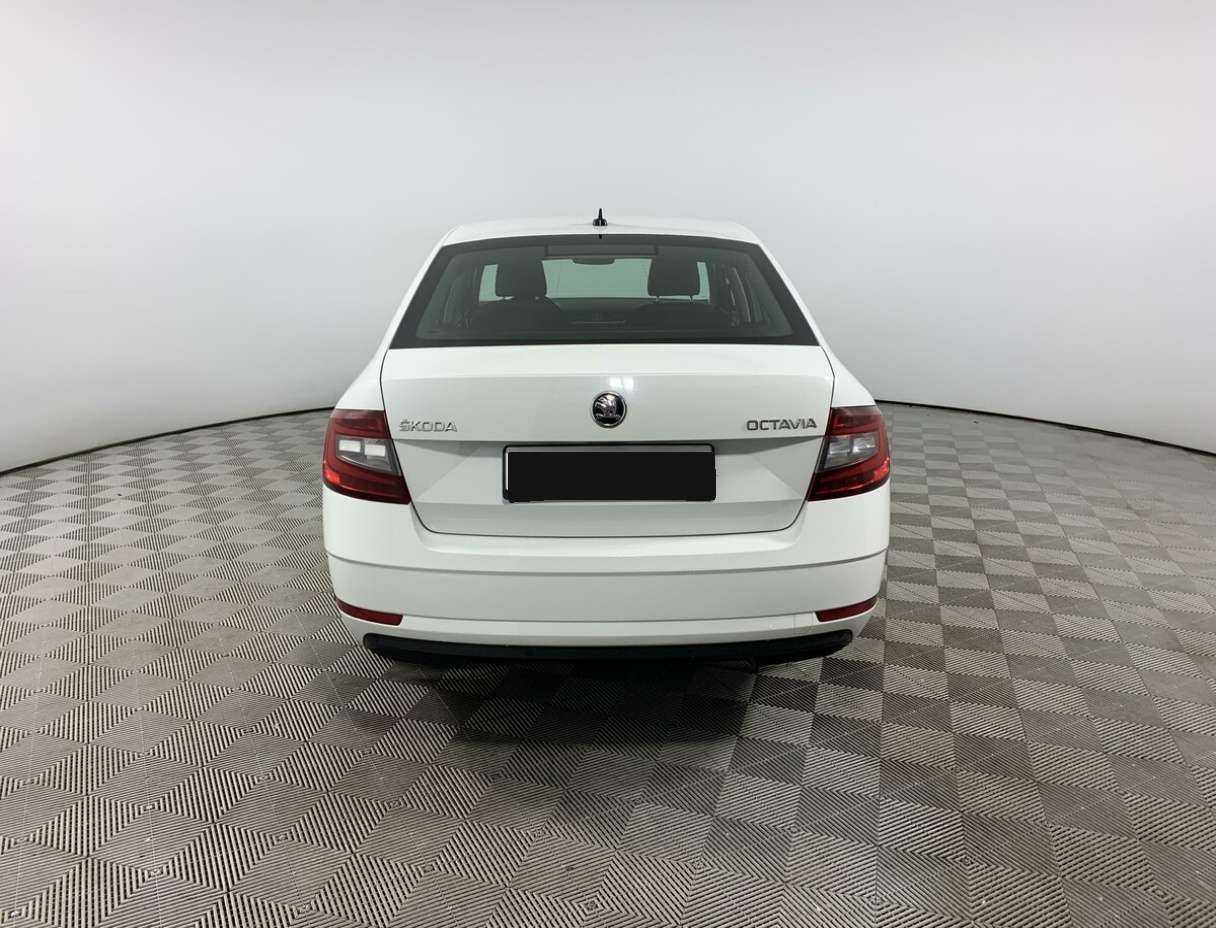 Шкода Октавия б/у, 2018, Роботизированная. Фото: #5