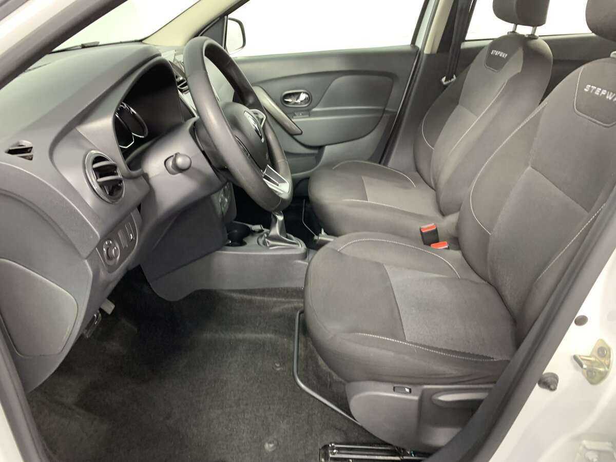 Рено Логан б/у, 2020, Вариатор. Фото: #15