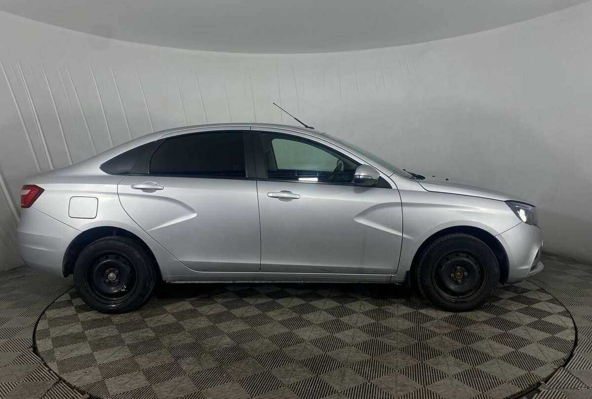 Лада (ВАЗ) Веста б/у, 2020, Механическая. Фото: #3