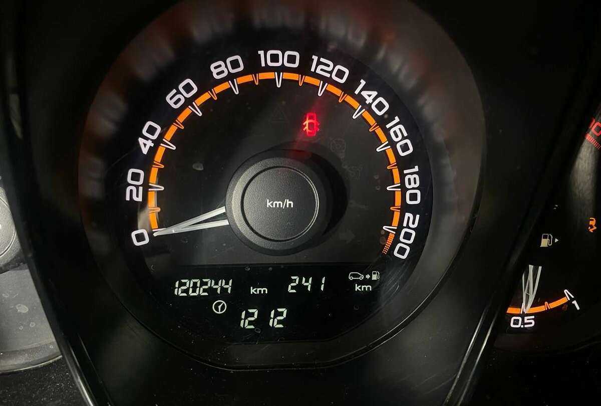 Лада (ВАЗ) Веста б/у, 2020, Механическая. Фото: #8