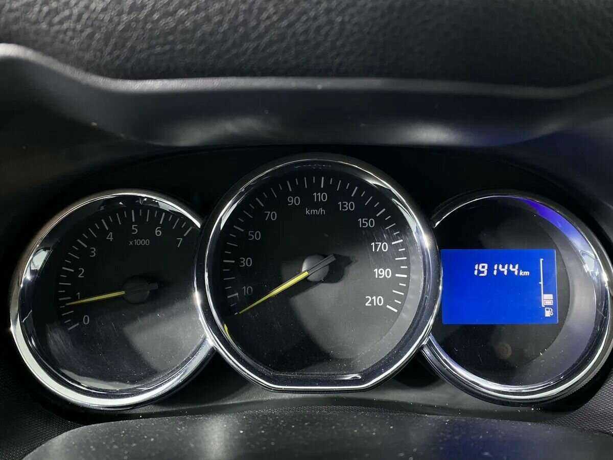 Рено Дастер б/у, 2018, Механическая. Фото: #10