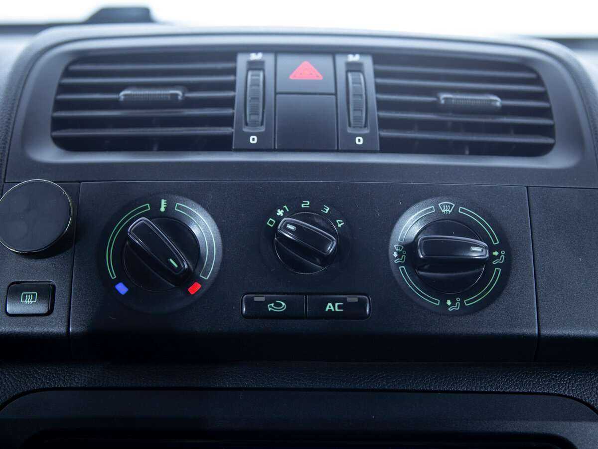 Шкода Фабия б/у, 2013, Механическая. Фото: #15