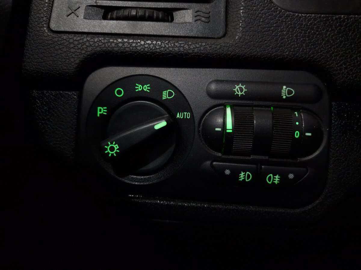 УАЗ Патриот б/у, 2012, Механическая. Фото: #5