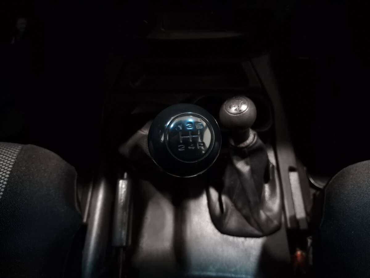 УАЗ Патриот б/у, 2012, Механическая. Фото: #9