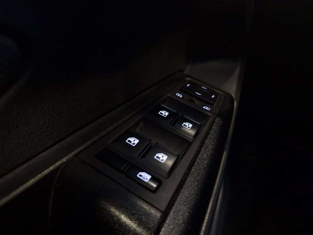 Лада (ВАЗ) Веста б/у, 2020, Механическая. Фото: #3