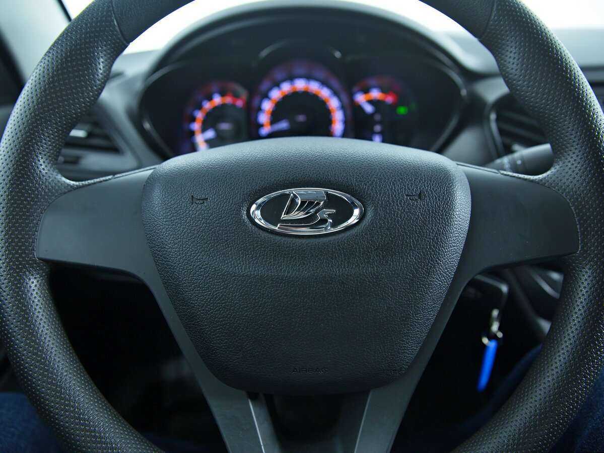 Лада (ВАЗ) Веста б/у, 2019, Механическая. Фото: #9