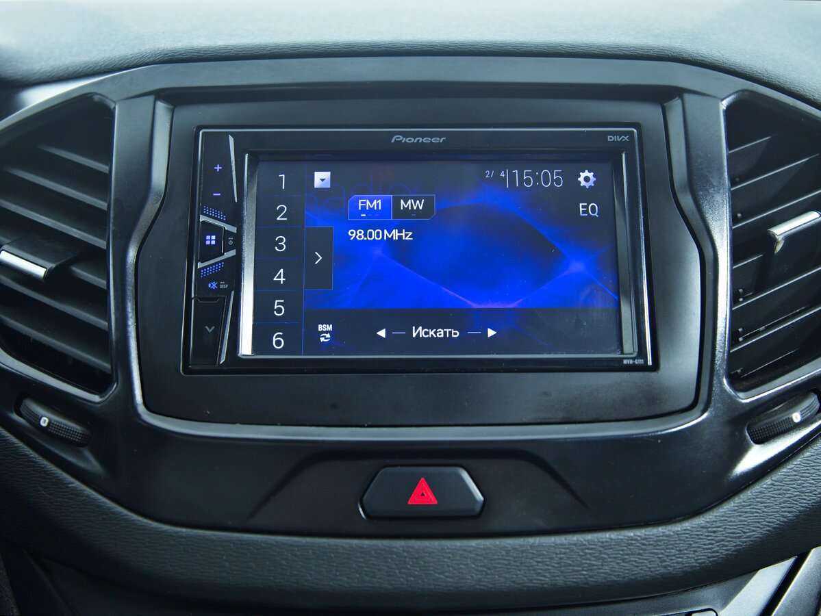 Лада (ВАЗ) Веста б/у, 2019, Механическая. Фото: #11