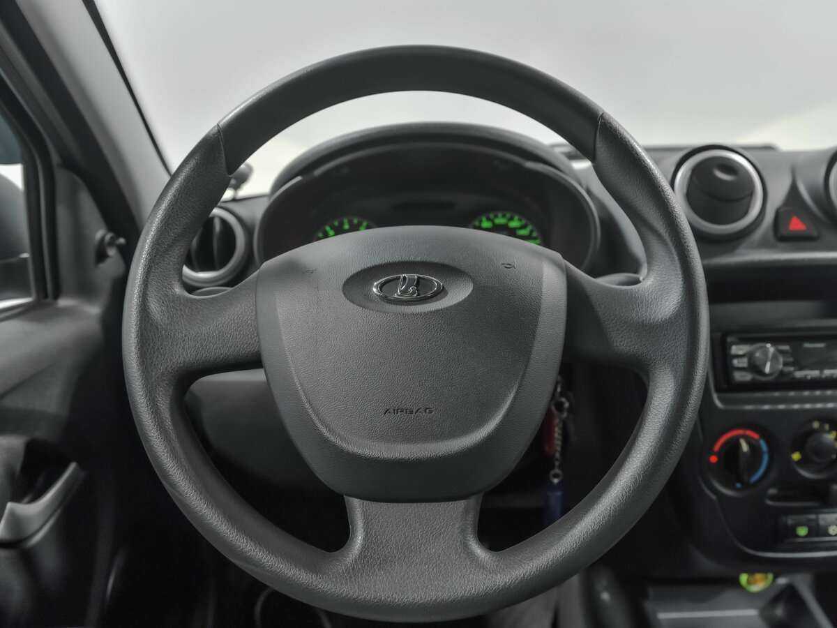 Лада (ВАЗ) Гранта б/у, 2015, Механическая. Фото: #7