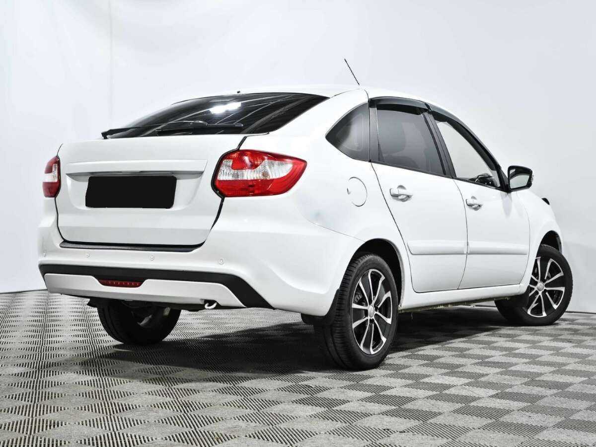 Лада (ВАЗ) Гранта б/у, 2018, Механическая. Фото: #3