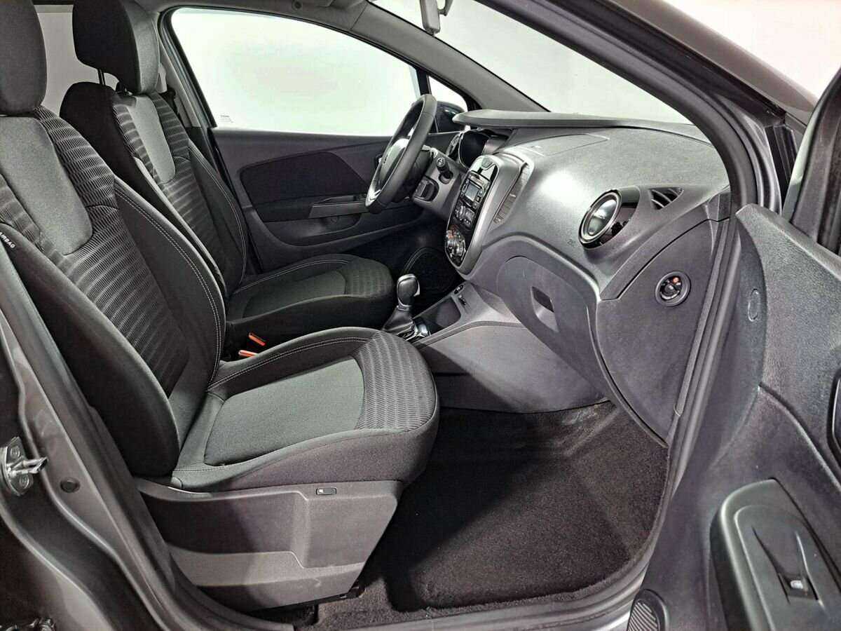 Рено Каптюр б/у, 2017, Автоматическая. Фото: #8