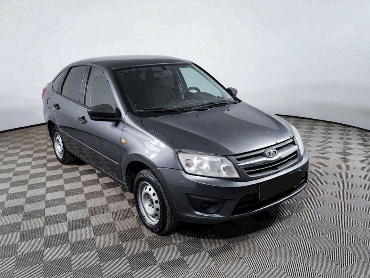 Лада (ВАЗ) Гранта б/у, 2017, Механическая. Фото: #2