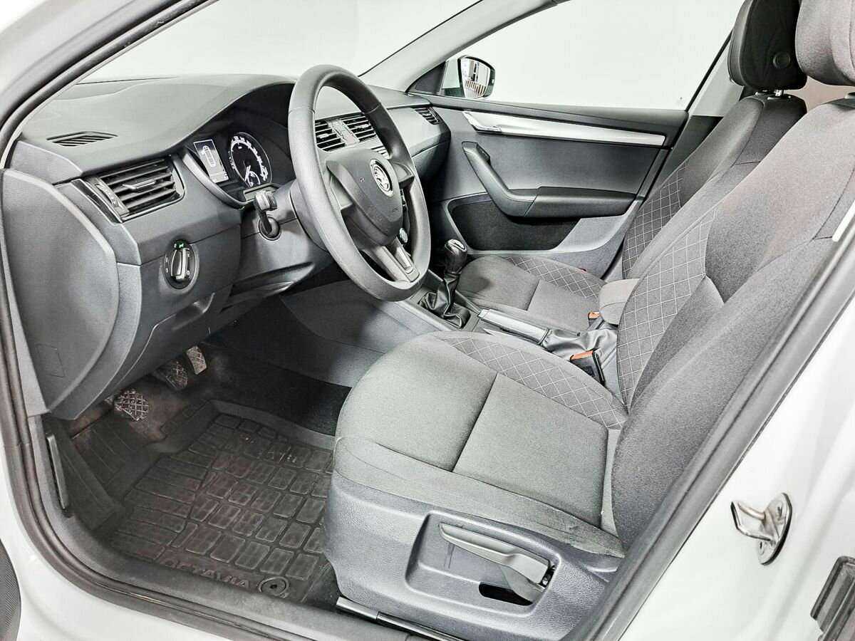 Шкода Октавия б/у, 2019, Механическая. Фото: #12