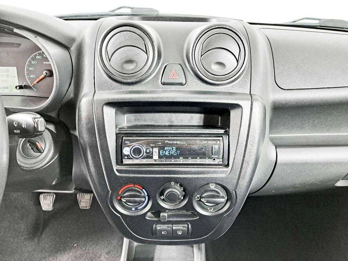 Лада (ВАЗ) Гранта б/у, 2016, Механическая. Фото: #12