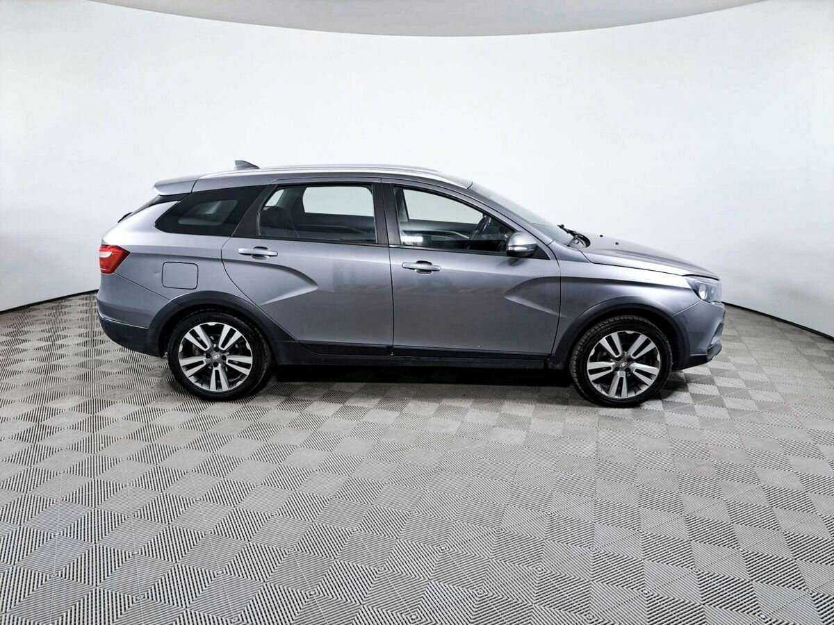 Лада (ВАЗ) Веста б/у, 2017, Механическая. Фото: #3