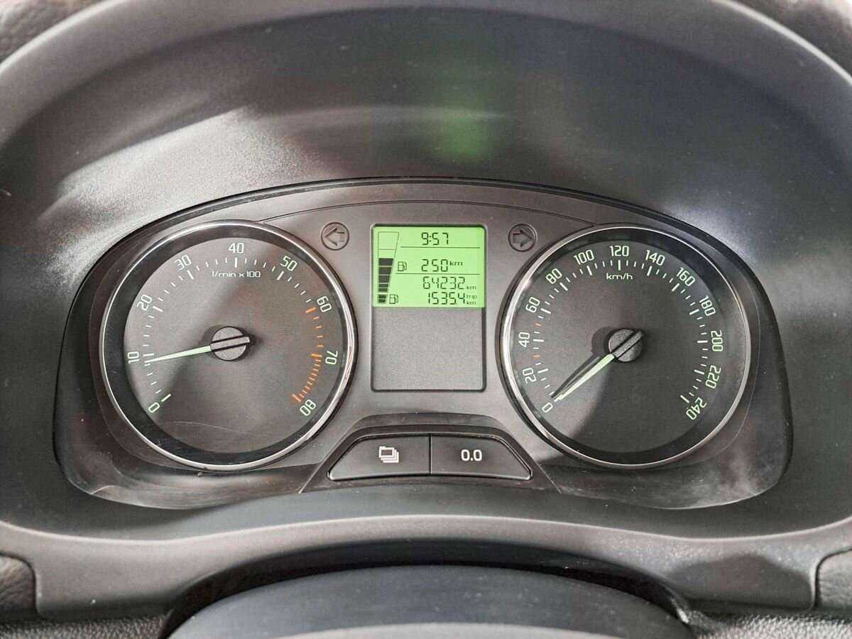 Шкода Фабия б/у, 2013, Механическая. Фото: #10