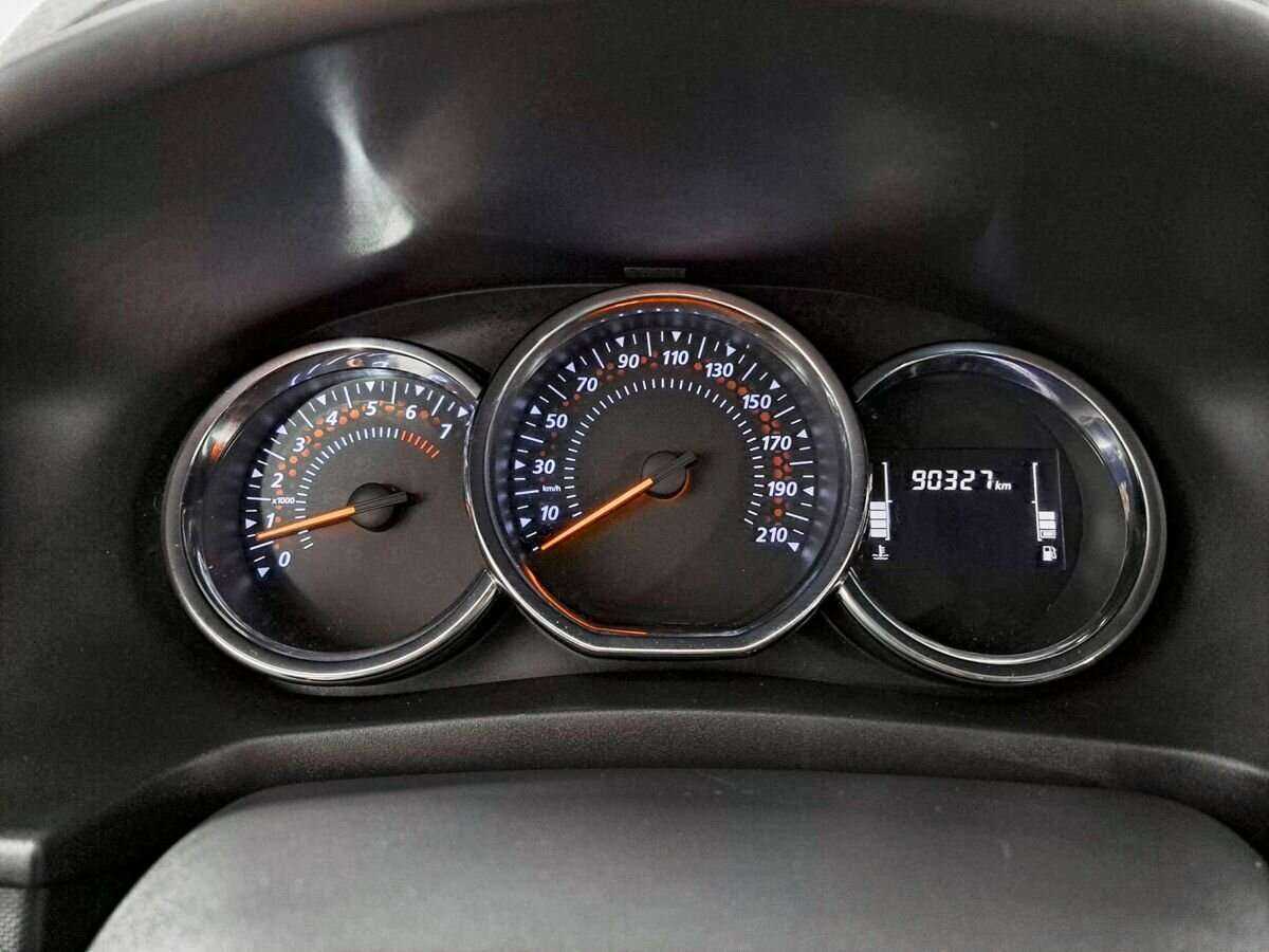 Рено Логан б/у, 2019, Механическая. Фото: #10