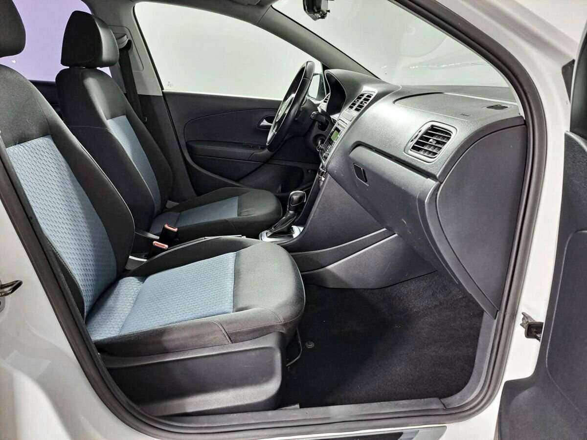 Фольксваген Поло б/у, 2013, Автоматическая. Фото: #6