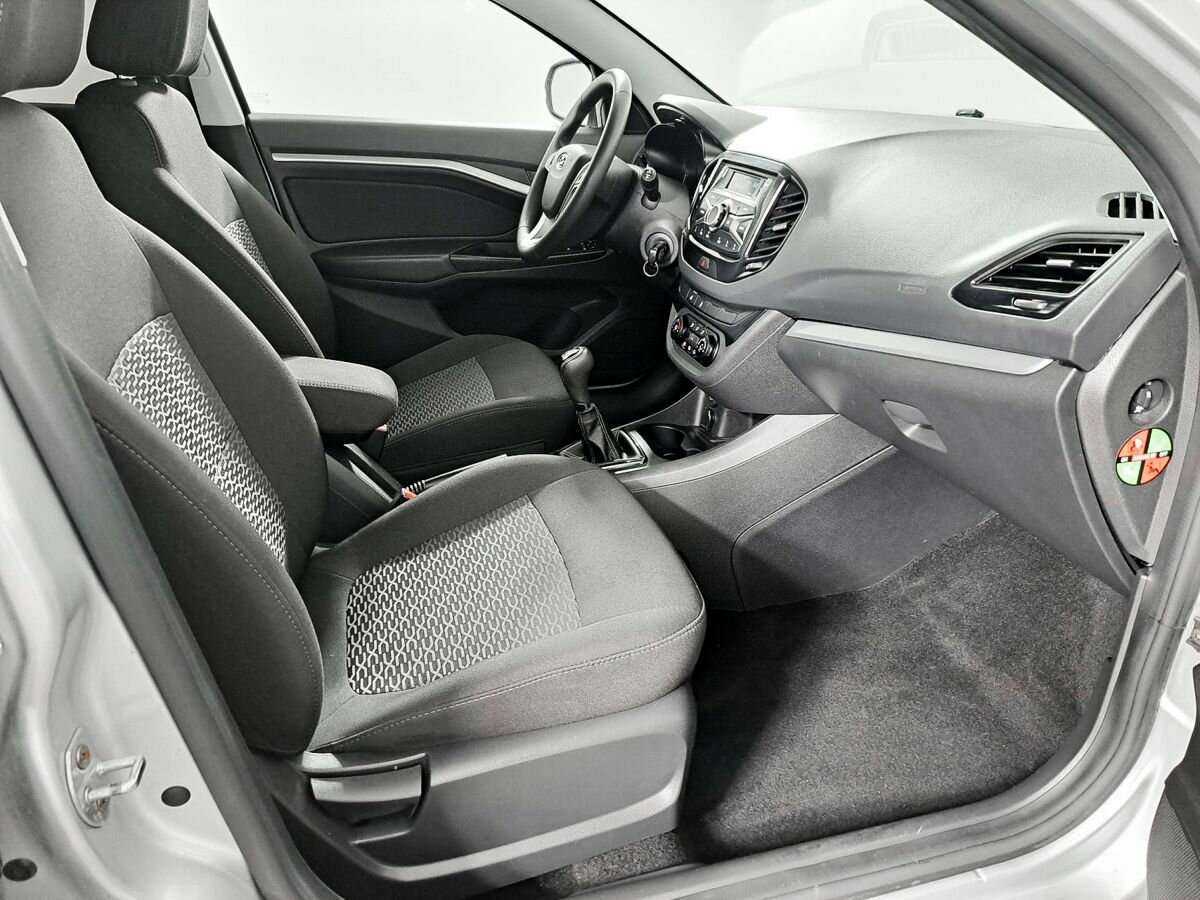 Лада (ВАЗ) Веста б/у, 2020, Механическая. Фото: #6