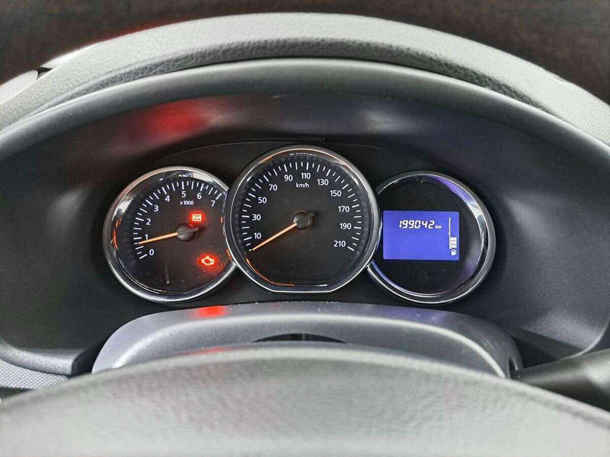 Рено Логан б/у, 2014, Механическая. Фото: #10