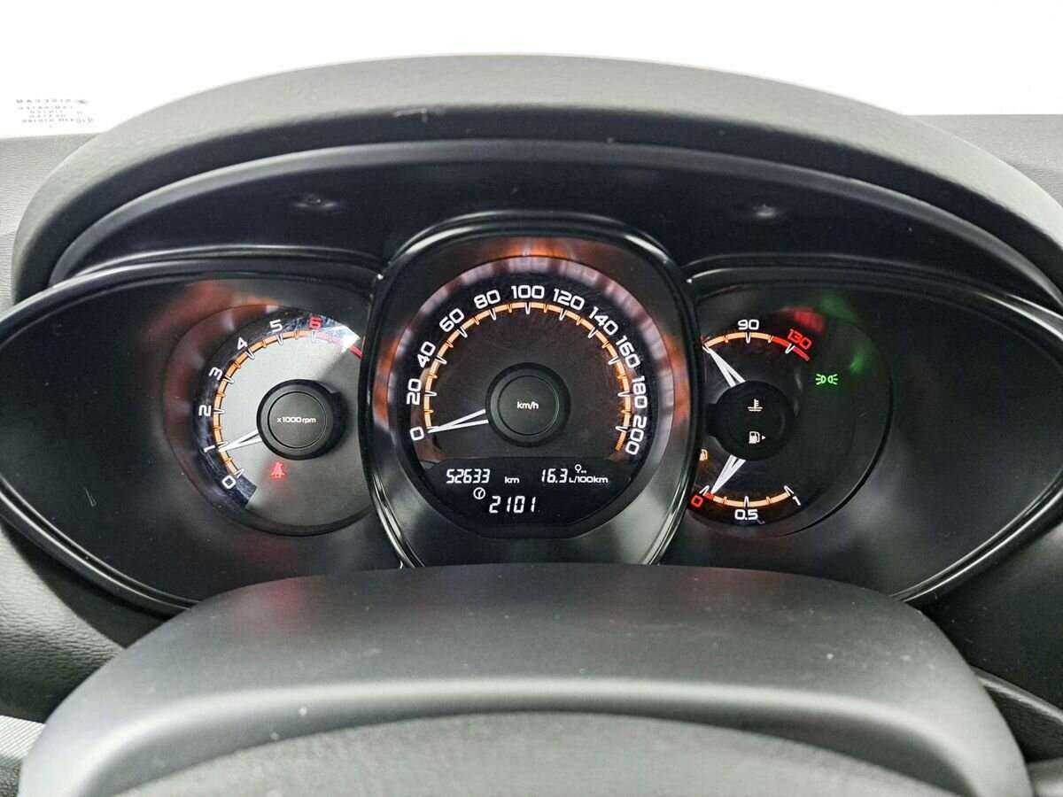 Лада (ВАЗ) Веста б/у, 2020, Механическая. Фото: #10