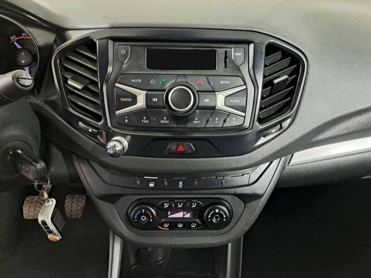 Лада (ВАЗ) Веста б/у, 2018, Механическая. Фото: #14