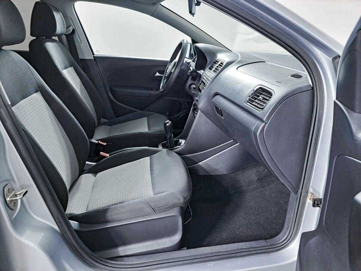 Фольксваген Поло б/у, 2014, Механическая. Фото: #8