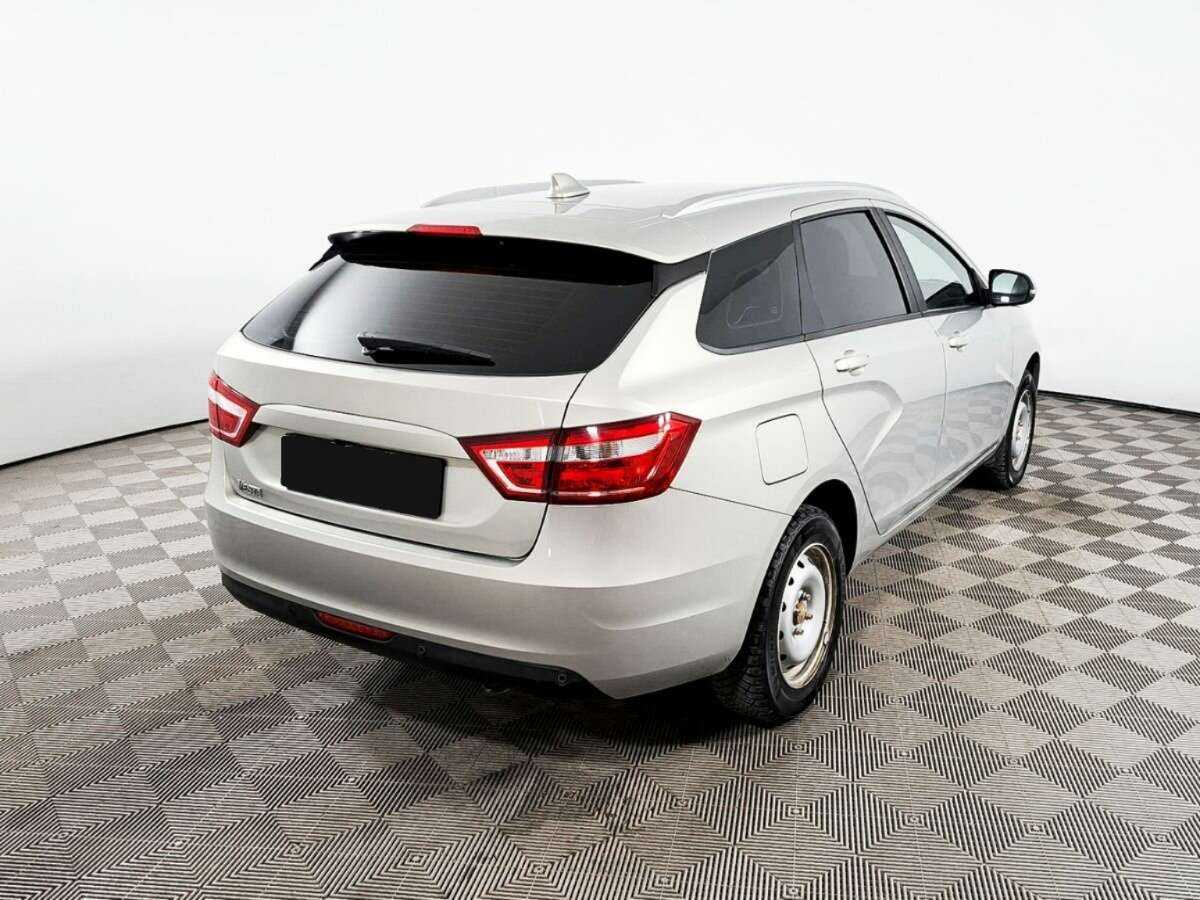 Лада (ВАЗ) Веста б/у, 2019, Механическая. Фото: #2