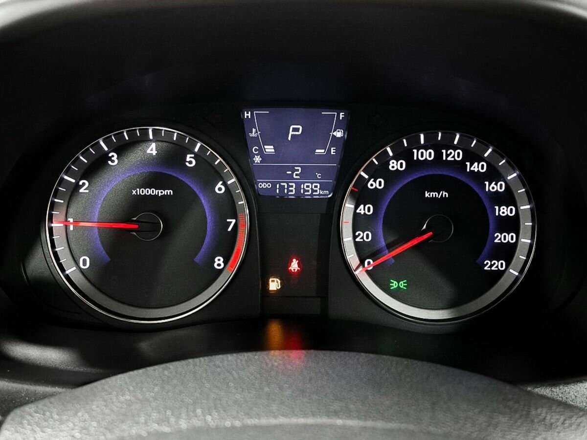 Хендай Солярис б/у, 2013, Автоматическая. Фото: #10