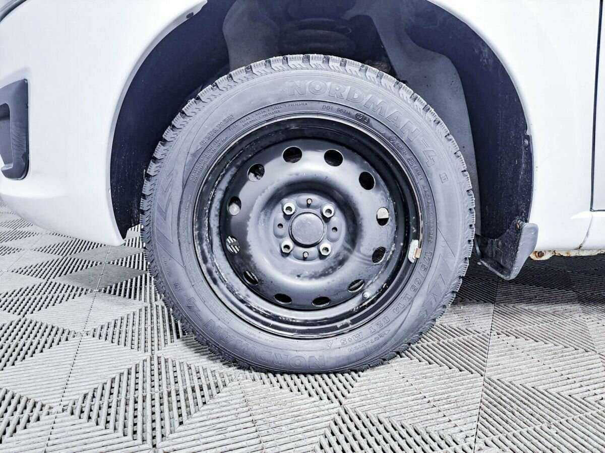 Лада (ВАЗ) Калина б/у, 2013, Механическая. Фото: #17