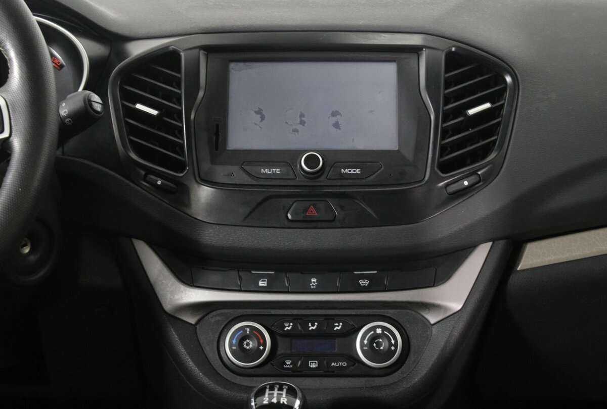 Лада (ВАЗ) Веста б/у, 2020, Механическая. Фото: #8